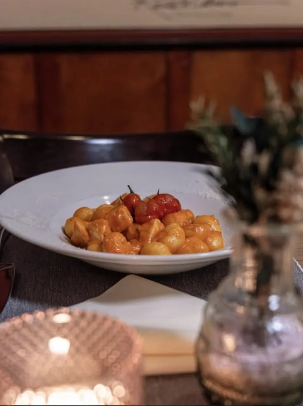 Gnocchi in cremiger Tomatensauce im Salento
